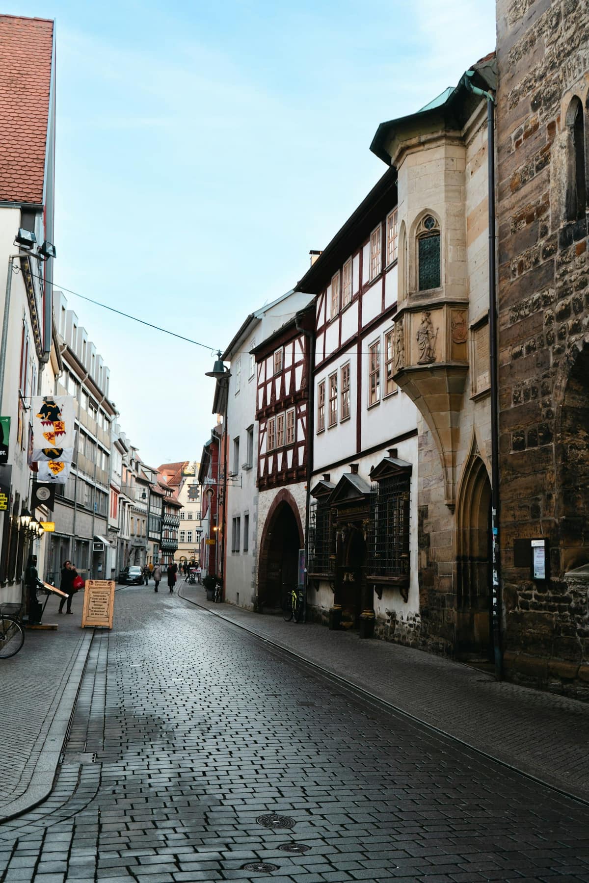 Historische Altbaugasse in der Erfurter Altstadt – meiner Heimatstadt und meinem Einzugsgebiet